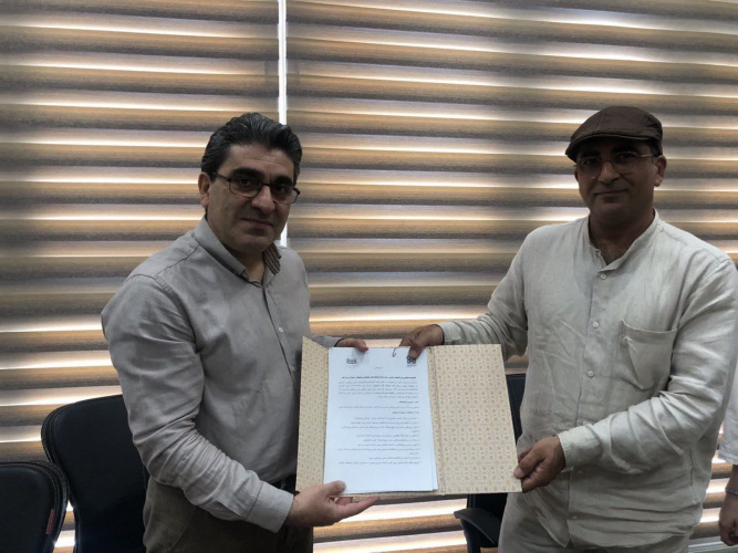 امضای تفاهمنامه کتابخانه مرکزی و مرکز اسناد دانشگاه و کتابخانه راسخ گزیر